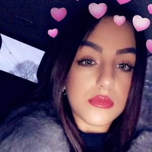 Meet your Posher, Veronica